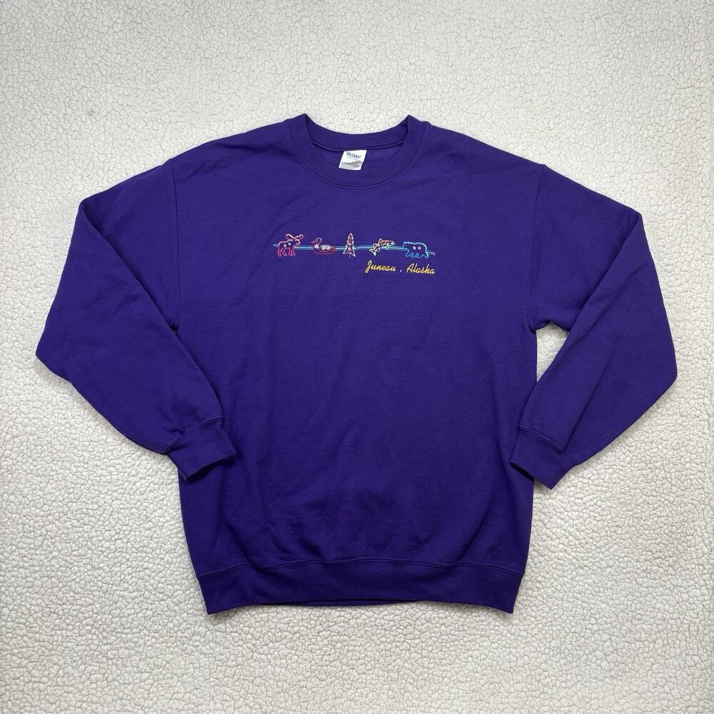 Vtg 90s JUNEAU ALASKA Sz M Purple Crewneck Sweatshirt Embroidered‎ Animals Moose